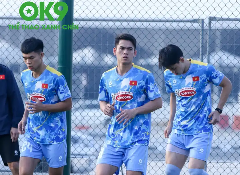 Thủ lĩnh Khuất Văn Khang nhận được sự kỳ vọng lớn từ AFC (Ảnh: VFF) Thủ lĩnh Khuất Văn Khang nhận được sự kỳ vọng lớn từ AFC (Ảnh: VFF)